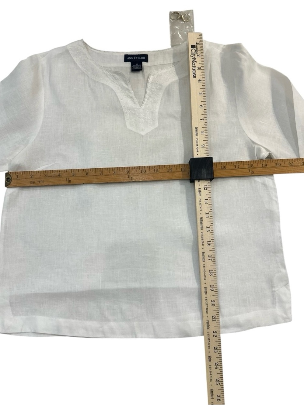 Ann Taylor White Split-Neck Lightweight Knit Top 100% Linen - Picture 6 of 7